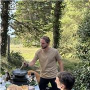 J’ensigne la cuisine, et je partage surtout les valeurs fondamentales de la cuisine, l'amour et la passion de l'art culinaire